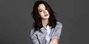Tak Layak Tayang, Foto Song Ji Hyo Ini Tetap Cantik &#38; Stunning