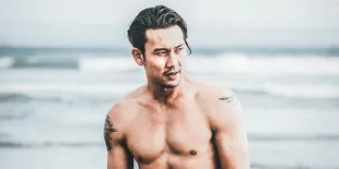 Tak Mau Umbar Urusan Pribadi, Alasan Denny Sumargo Baru Umumkan Rencana Nikah