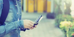 Tak Perlu Lagi Bawa Dompet Tebal, Pakai DANA Banyak Untungnya