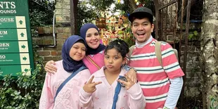 Tak Sekadar Pindah, Indra Bekti dan Aldila Jelita Ajarkan Anak Berjuang untuk Sekolah di Australia