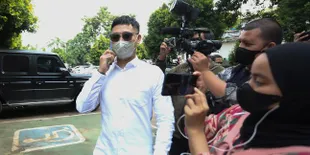 Tak Sesuai Harapan Bercerai Baik-Baik, Angga Wijaya Akui Nomor Teleponnya di-Block Dewi Perssik