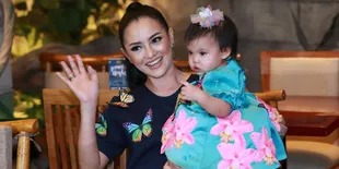 Tak Suka Keramaian, Anak Ririn Ekawati Menangis Kala Gelar Pesta Ulang Tahun
