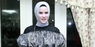 Tak Terbukti Berzina, Angel Lelga Beberkan Kronologi Penggerebekan Vicky Prasetyo