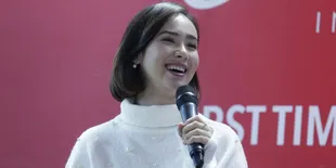 Tak Terlalu Suka Manis, Pamela Bowie Pilih Cokelat Rasa Green Tea