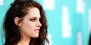 Takut Dicecar, Kristen Stewart Tak Bisa Tidur Jelang Red Carpet
