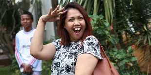 Takut Diledek, Anak Malu dan Larang Elly Sugigi ke Kampusnya