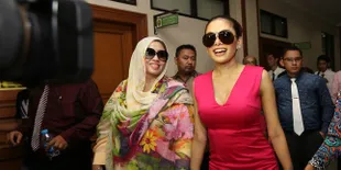 Takut Dirayu Suami, Nikita Mirzani Ganti Nomor HP