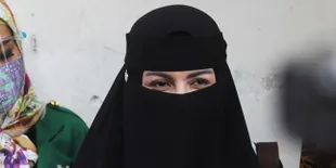 Takut Mati, Alasan Five Vi Akhirnya Putuskan Hijrah dan Bercadar
