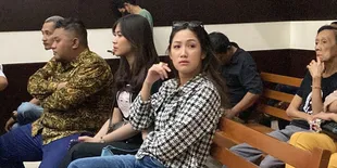 Tamara Tyasmara Sakit Hati Ditertawakan Adik Yudha Arfandi di Ruang Sidang