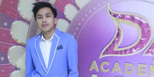 Tampil di Panggung Dangdut Akademi Asia 4, Hisyam Tingkatkan Percaya Diri