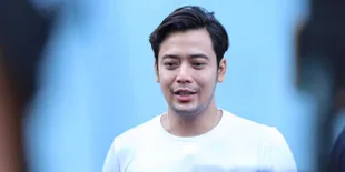 Tampil Perdana di Acara Live Setelah Bebas, Kriss Hatta Malah Datang Telat