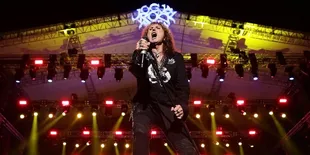 Tampil Sempurna di JogjaROCKarta #4, Whitesnake Puaskan Belasan Ribu Penonton