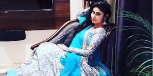 Tanpa Alasan, Mendadak Mouni Roy Didepak Dari Serial 'Naagin'?