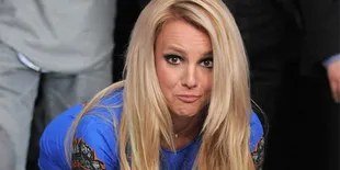 Tanpa Bra, Britney Spears Percaya Diri Pakai Baju Transparan