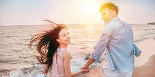 Tanpa Perlu Banyak Properti, Ide Foto Couple ala Korea Ini Bisa Jadi Inspirasi