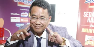 Tante Ernie Lagi Hangat Jadi Perbincangan, Hotman Paris Kepergok Beri Tanda Cinta di Instagram