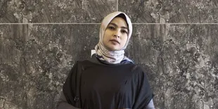 Tantri Kotak Bagi Pengalaman Spiritual Saat di Madinah, Pertanda Untuk Berhijab?