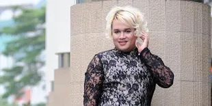 Tata Liem: Mau Tetap Rapat? Masih Ada Cara Bercinta Lain