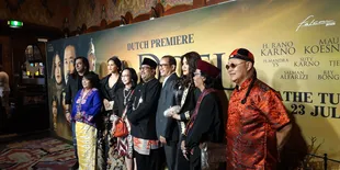 Tayang Hari Pertama, Tiket 'SI DOEL THE MOVIE' Ludes Hingga Tambah Layar!