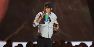Taylor Lautner Tak Lagi Seksi di MTV Movie Awards