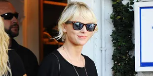 Taylor Swift Beri Hadiah Istimewa Untuk Gadis Penerusnya