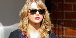 Taylor Swift Berpesan Untuk Hati-Hati di Jalan