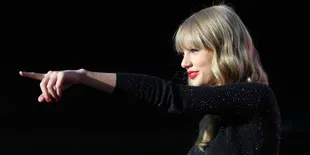 Taylor Swift Tidak Pernah Menyesali Masa Remajanya