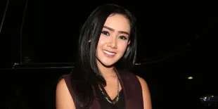 Tegaskan Tak Pacaran Sama Suami Orang, Cita Citata Sindir Siapa?