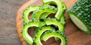 Teknik Antipahit Tumis Pare ala YouTuber, Wajib Dicoba