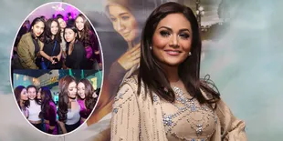 Teman Aurel Pamer Belahan Dada, KD: Yang Penting Gak Telanjang