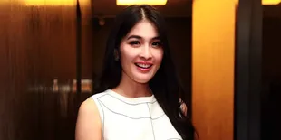 Teman Mengeluh Saat Hamil, Sandra Dewi: Itu Semua Nggak Ada Arti!