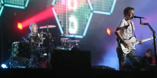 [VIDEO] Temu Kangen, Muse Bikin Gigs Kecil