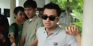 Tengah di Penjara, Raffi Ahmad Raih 2 Penghargaan di PGA 2013
