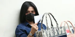 Terdakwa Penyebar Video Porno yang Seret Nama Syahrini Terancam Vonis 8 Tahun Penjara