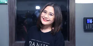 Terlalu Kuat, Prilly Latuconsina Tak Sengaja Rusak Gagang Pintu