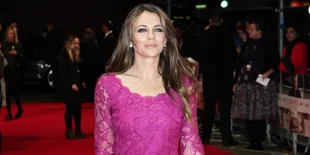 Terlalu Terbuka, Area Intim Elizabeth Hurley Tertangkap Kamera