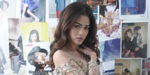 Terlibat Kasus Prostitusi, Hesty Klepek-Klepek Dipecat Dari Label