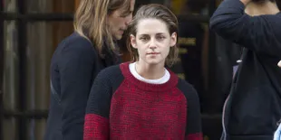 Tertangkap Kamera Tanpa Make Up, Masihkah Kristen Stewart Cantik?