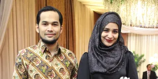 Teuku Wisnu Kirim Surat Cinta Untuk Shireen Sungkar, Apa Isinya?