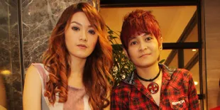 The Virgin Harap Dhani dan Maia Kompak