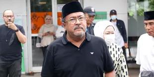 Tiba di Indonesia, Rano Karno Tepati Janji Langsung Ziarah ke Makam Aminah Cendrakasih