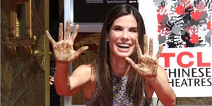 Tidur Nyenyak, Sandra Bullock Tak Sadar Rumahnya Dibobol