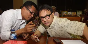 Tim Investigasi MUI Masuk Kamar Pribadi Eyang Subur