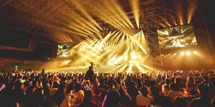 Tips Memilih Outfit Nonton Konser Hijab yang Stylish Tanpa Mengorbankan Kenyamanan