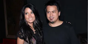 Titi Rajo Bintang - Wong Aksan Resmi Cerai