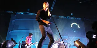 Tom Chaplin Tak Banyak Interaksi Dengan Penonton