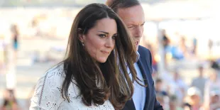 Topi dan Gaun Ini Membuat Kate Middleton Jadi Cantik
