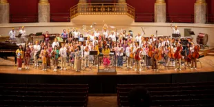 TRUST Orchestra Sabet Tiga Penghargaan di Austria, Tampil Spektakuler Bawakan Janger dan Bungong Jeumpa