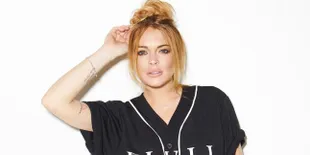 Tulisan di Profil Instagram Ini Bukti Lindsay Lohan Masuk Islam?