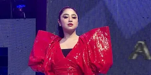 Tutup Pintu Damai, Kuasa Hukum Sebut Dewi Perssik Ingin Beri Efek Jera Untuk Oknum yang Menghina Dirinya